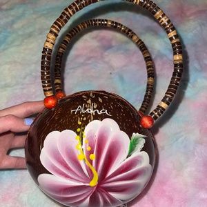 Coconut purse